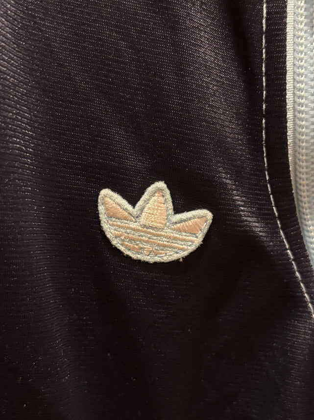 adidas トラックジャケット