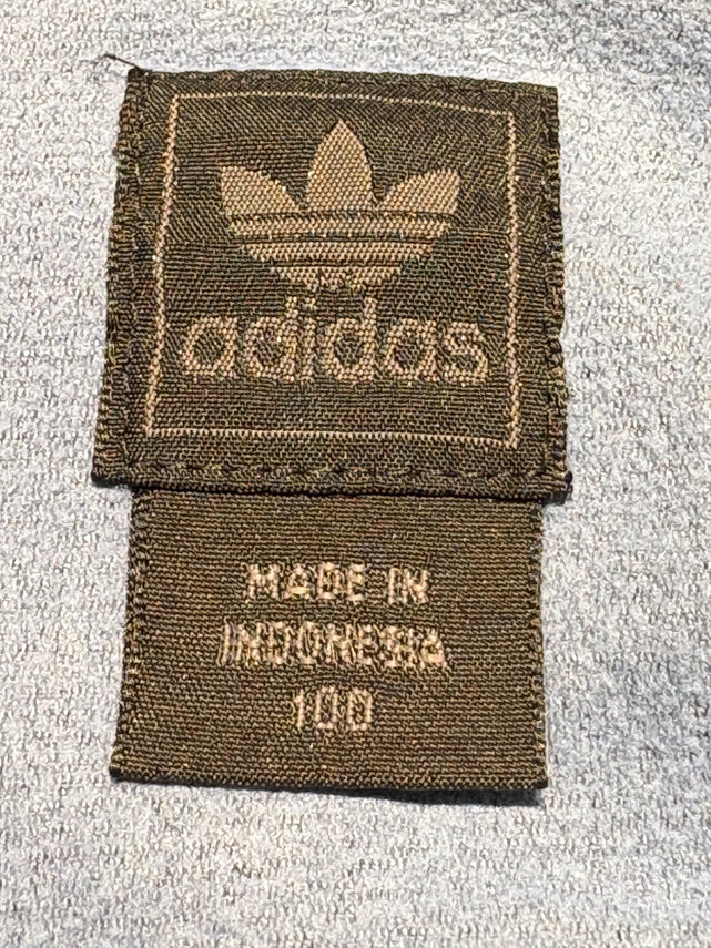 adidas トラックジャケット