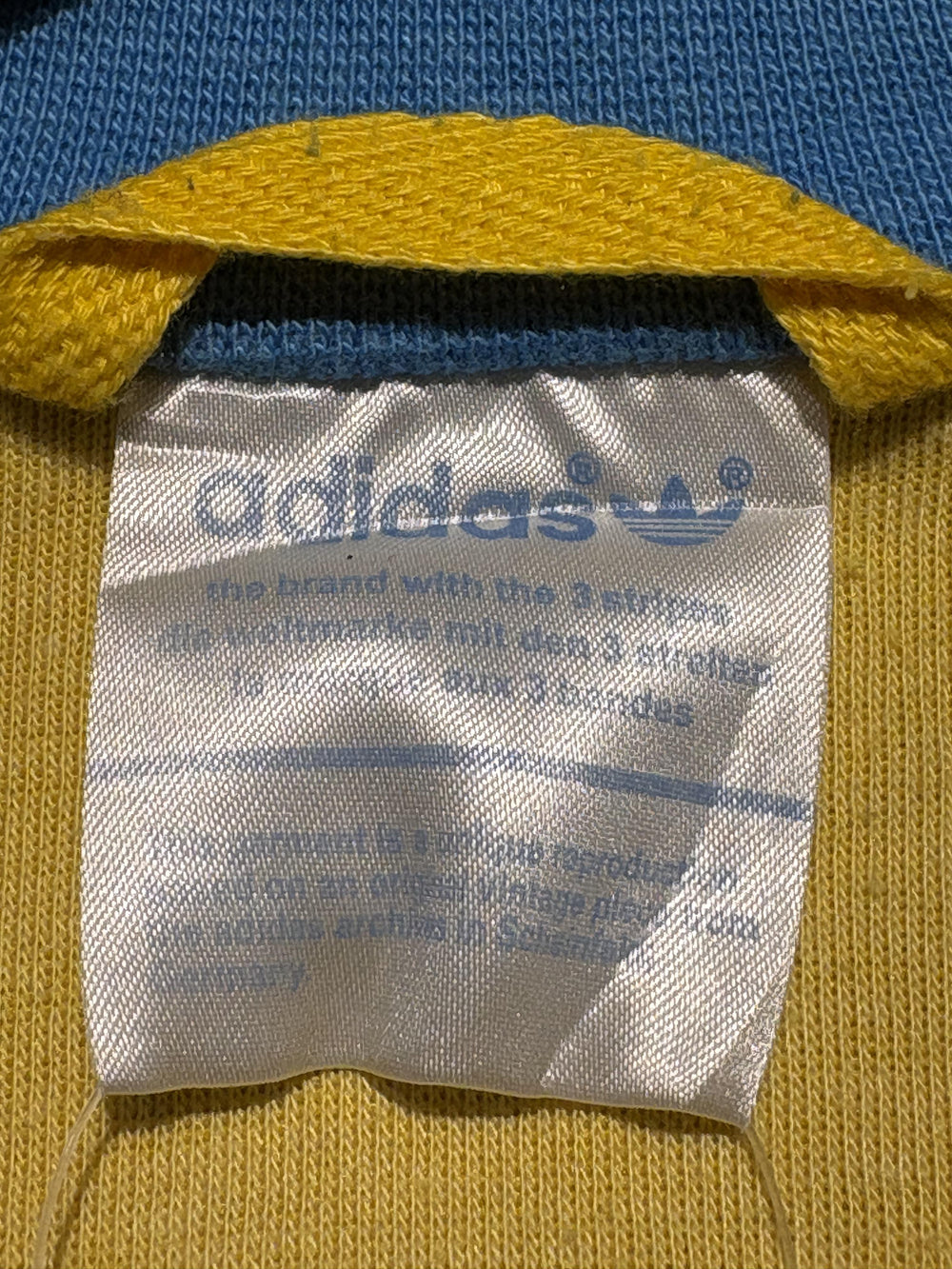 adidas トラックジャケット