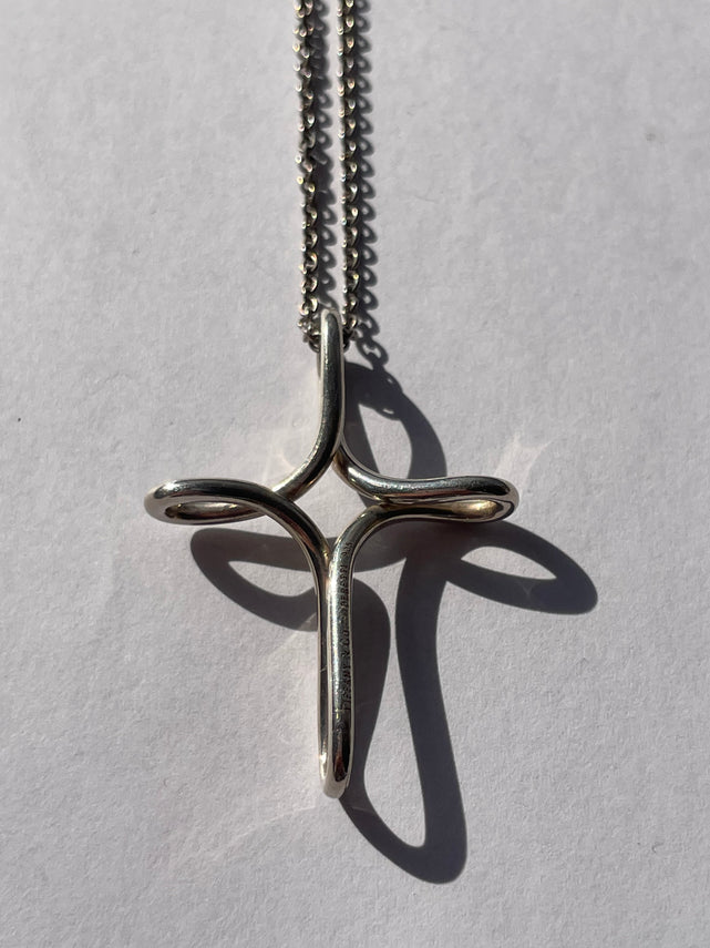 キキ　美品】✨TIFFANY&Co.✨オープンクロスネックレス希少ヴィンテ ティファニー オープンクロス ネックレス TIFFANY & Co. シルバー 925