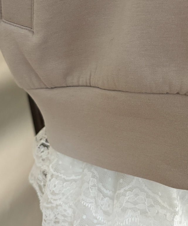 レースラインダンボールパーカー