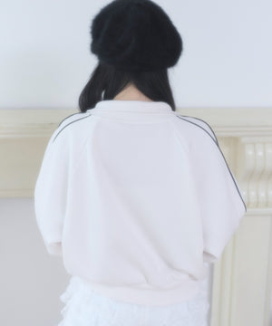 ホワイトアイボリー モデル：160cm F着用