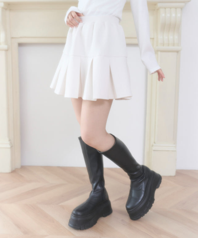 ホワイトアイボリー モデル：160cm F着用