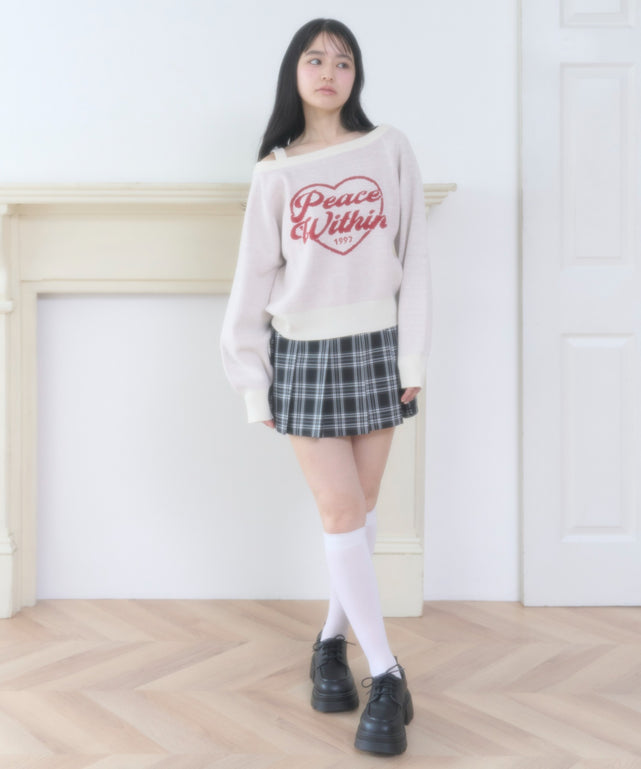 ホワイト モデル：160cm F着用