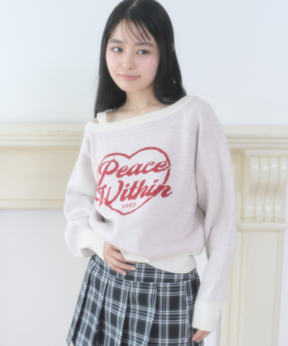 ホワイト モデル：160cm F着用