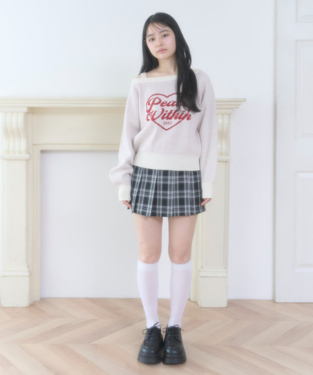 ホワイト モデル：160cm F着用