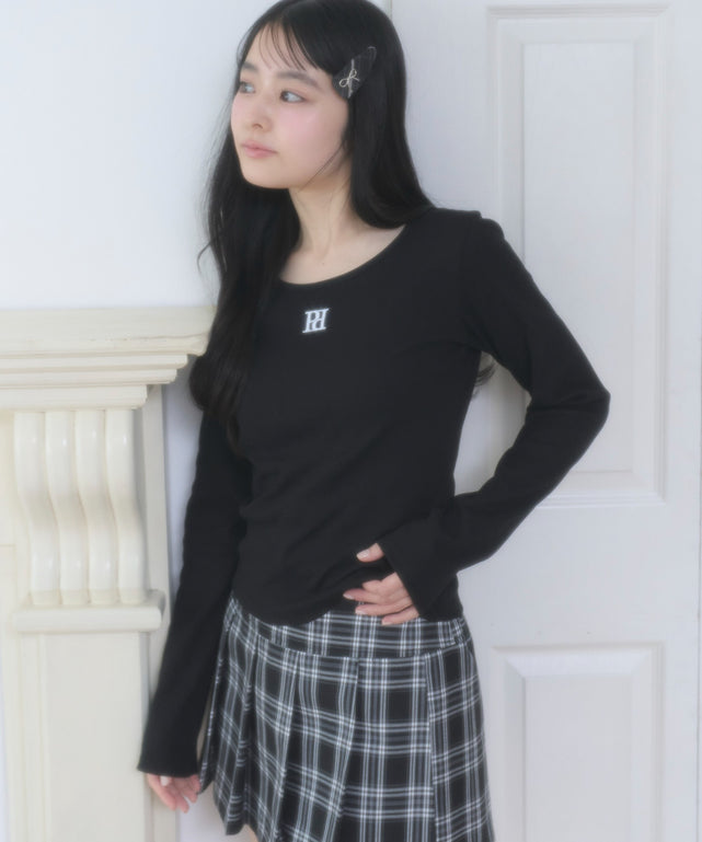 ブラック モデル：160cm F着用