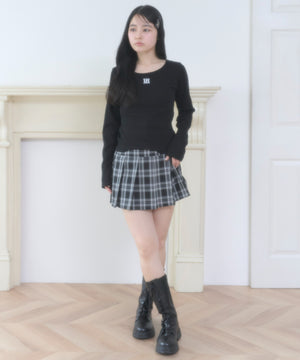 ブラック モデル：160cm F着用