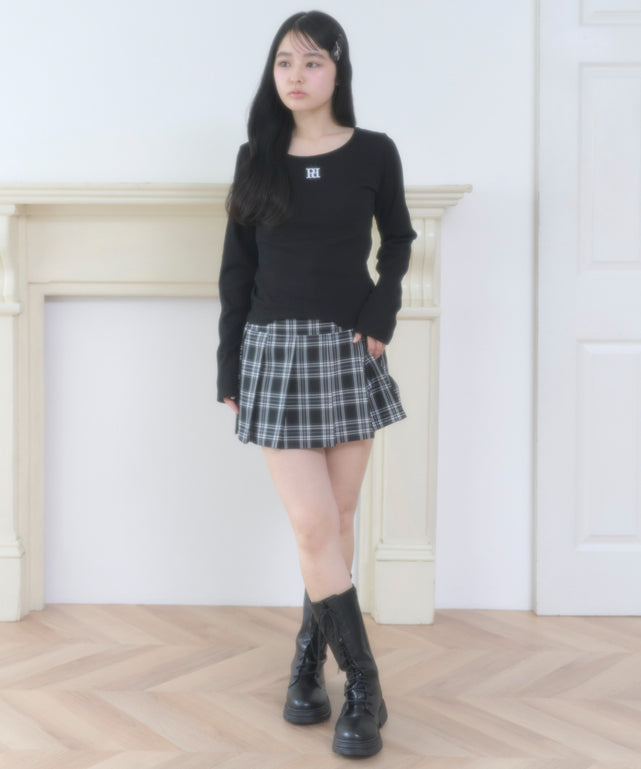 ブラック モデル：160cm F着用