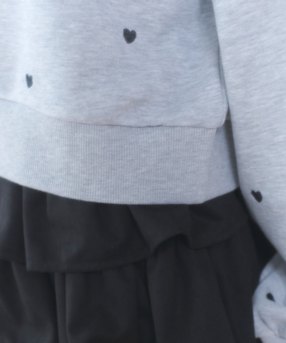 ハート総柄刺繡スウェット