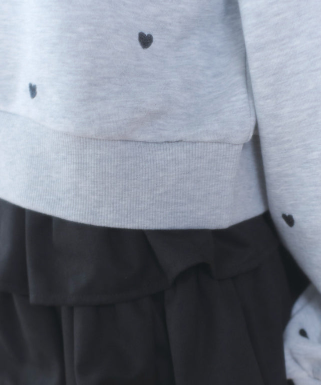 ハート総柄刺繡スウェット