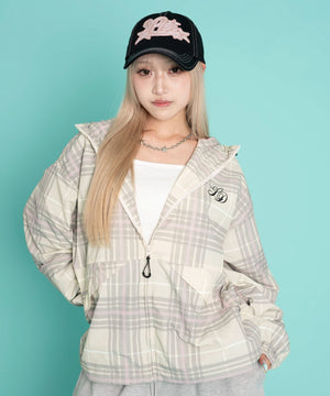 ピンクソノタ モデル：160cm L着用