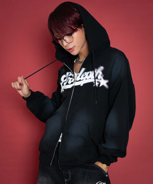 ブラック モデル：175cm L着用