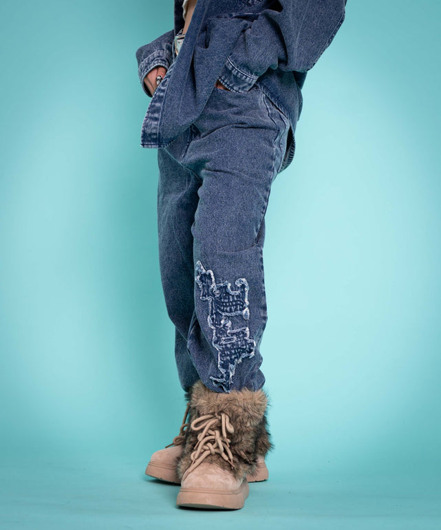 デニム中濃加工 モデル：160cm L着用