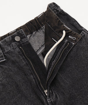 グラフィックデニムパンツ