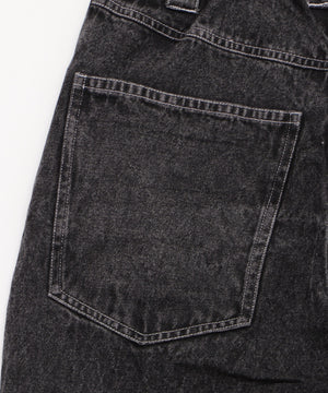 グラフィックデニムパンツ