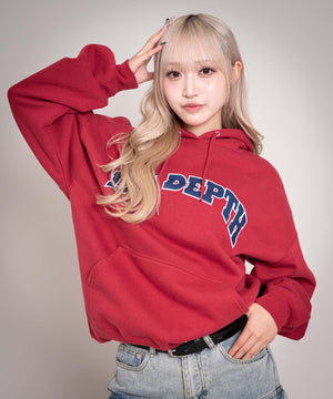 レッド モデル：160cm L着用