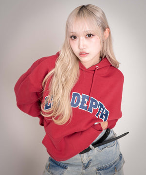 レッド モデル：160cm L着用