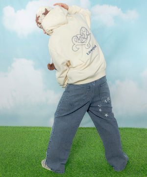 ホワイトアイボリー モデル：170cm L着用