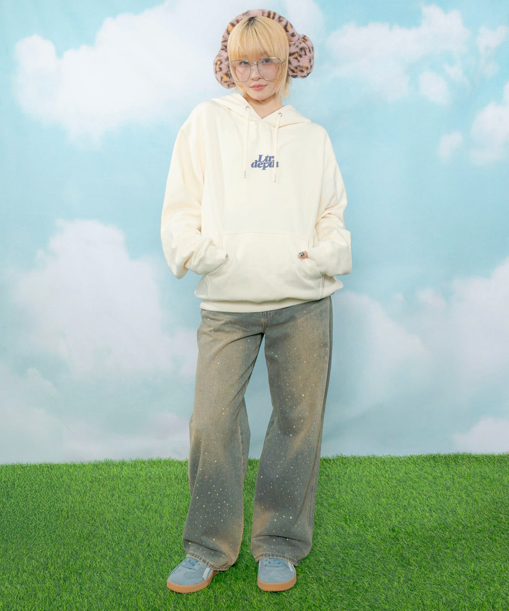 ホワイトアイボリー モデル：154cm M着用