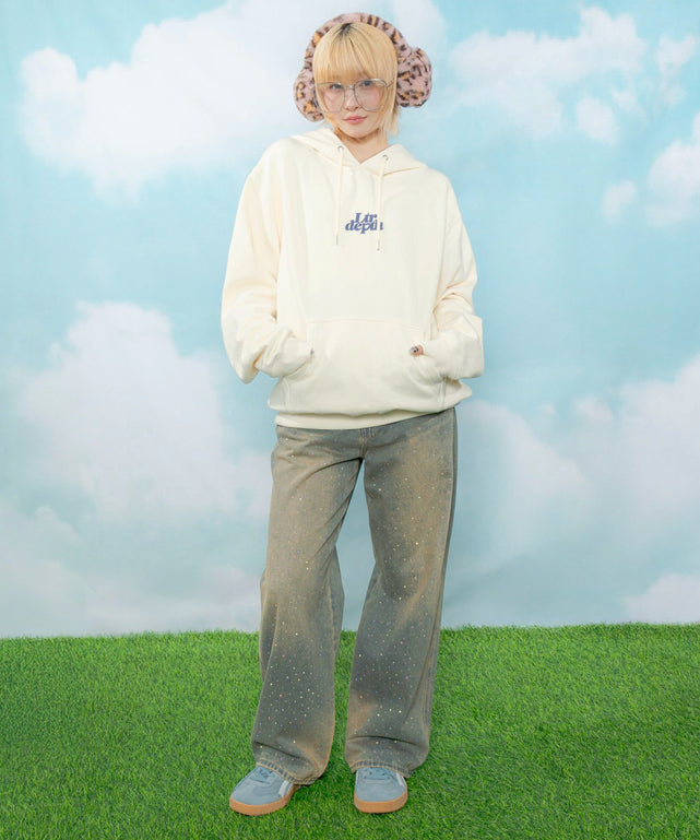 ホワイトアイボリー モデル：154cm M着用