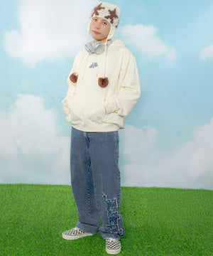 ホワイトアイボリー モデル：170cm L着用