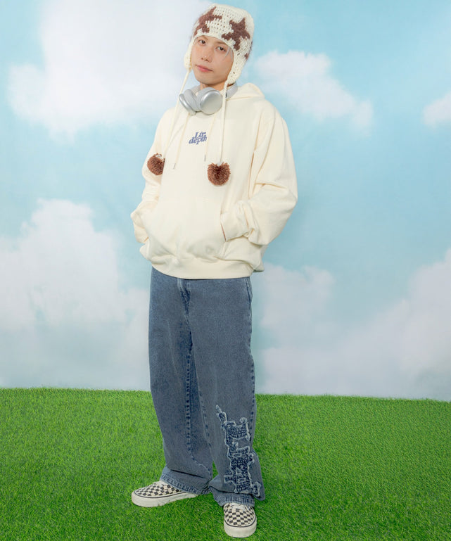 ホワイトアイボリー モデル：170cm L着用