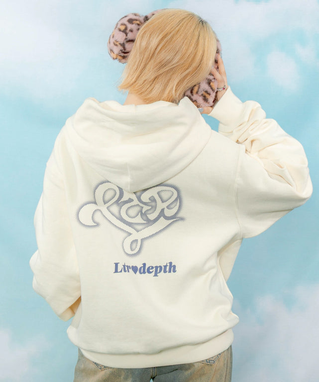 ホワイトアイボリー モデル：154cm M着用