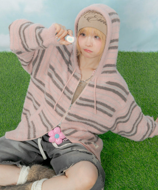 ピンク モデル：154cm M着用