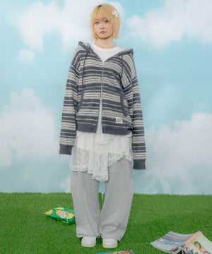 ネイビー モデル：154cm M着用