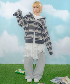 ネイビー モデル：154cm M着用