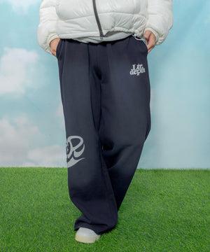 ネイビー モデル：170cm L着用