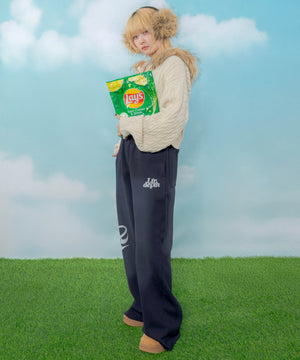 ネイビー モデル：154cm M着用