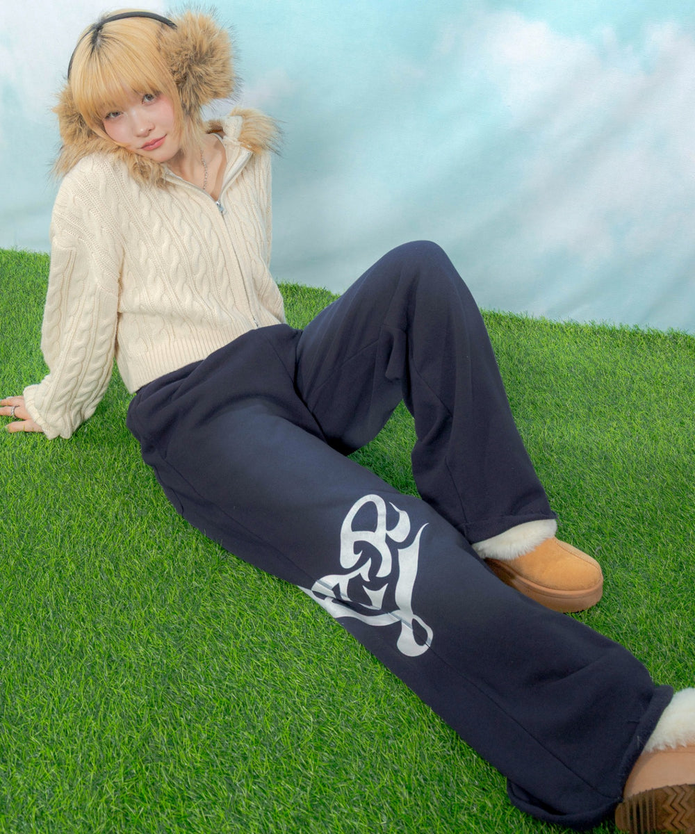 ネイビー モデル：154cm M着用