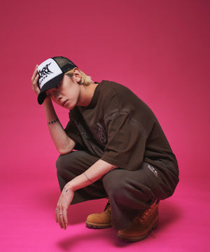 ブラウン モデル:175cm L着用