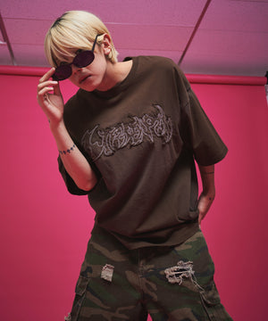 ブラウン モデル:175cm L着用