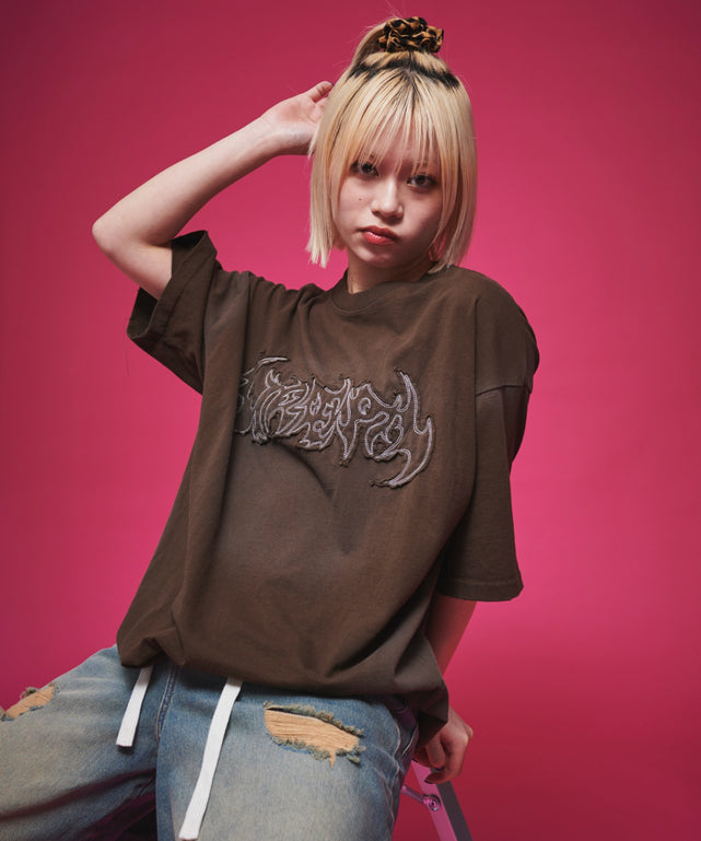 ブラウン モデル:165cm M着用