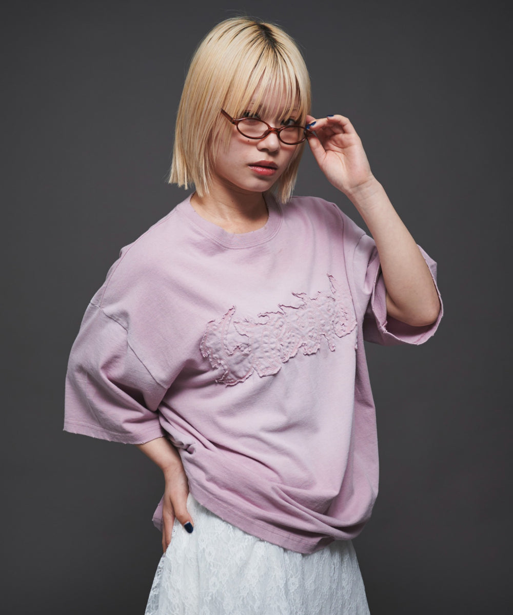 ピンク モデル:165cm M着用