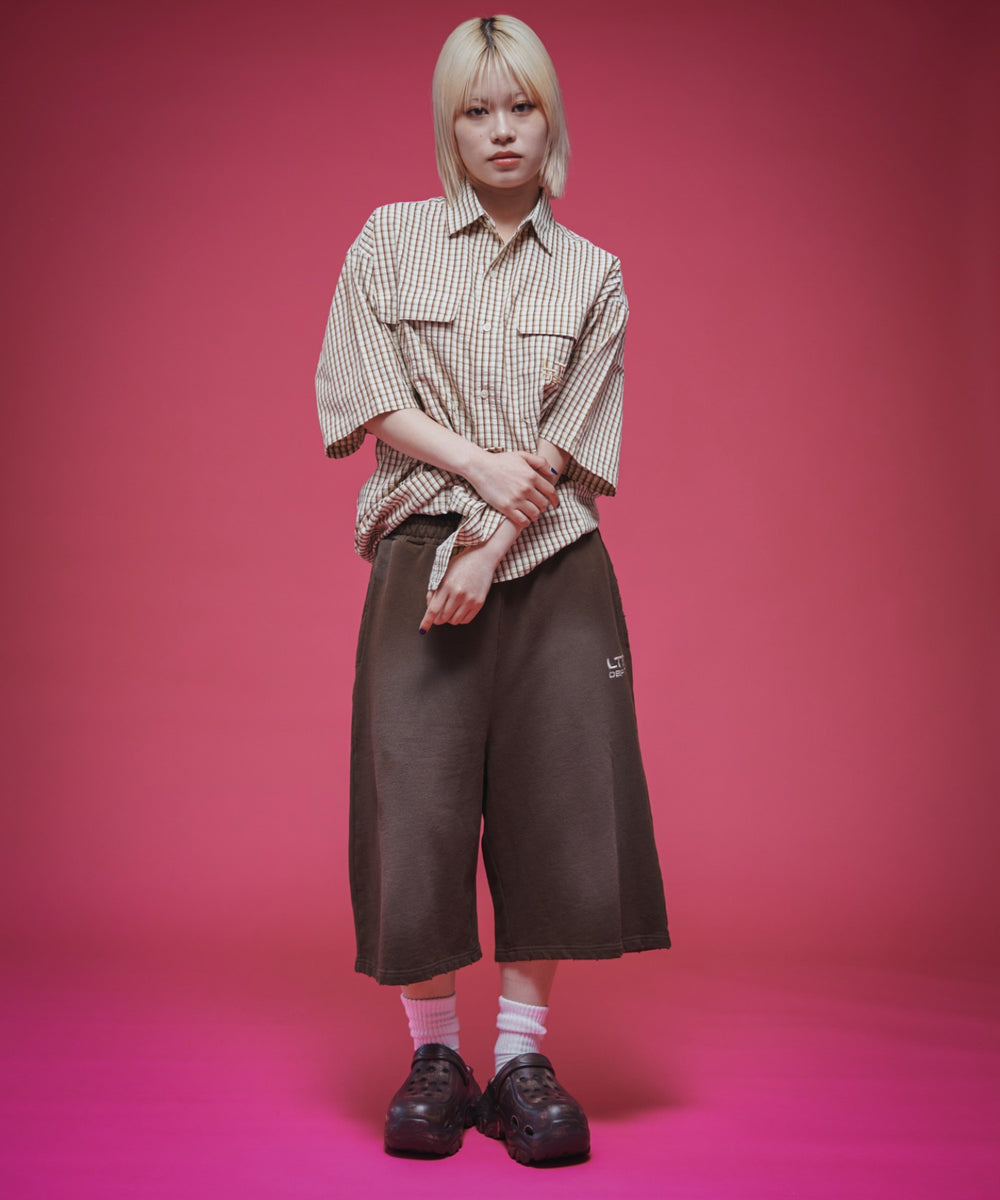 ブラウン　モデル:165cm M着用