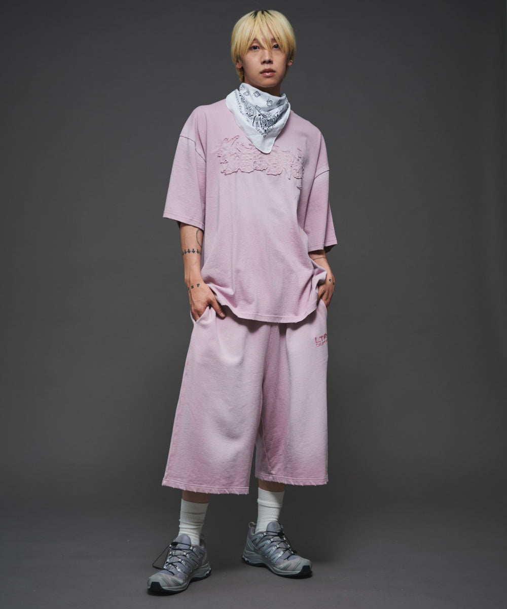 ピンク　モデル:175cm L着用