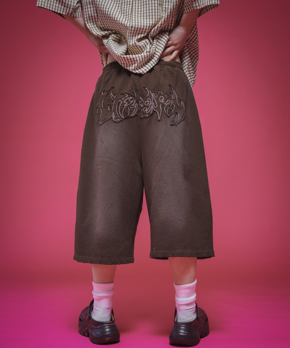 ブラウン　モデル:165cm M着用