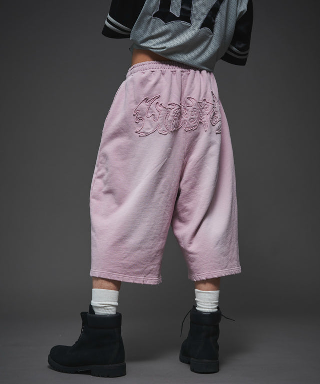 ピンク　モデル:175cm L着用