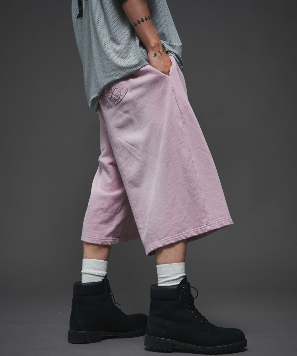 ピンク　モデル:175cm L着用