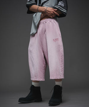 ピンク　モデル:175cm L着用