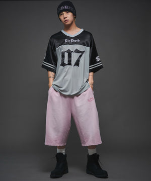 ピンク　モデル:175cm L着用