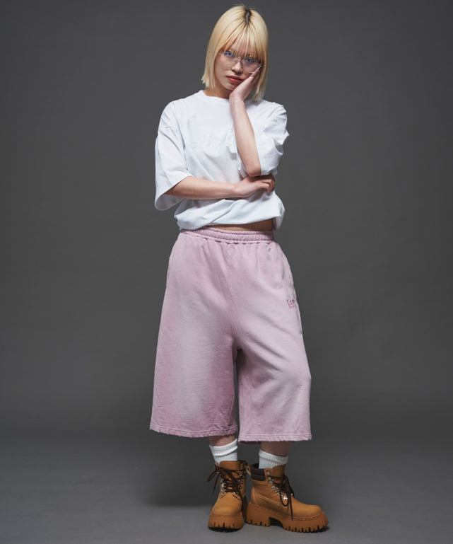 ピンク　モデル:165cm M着用