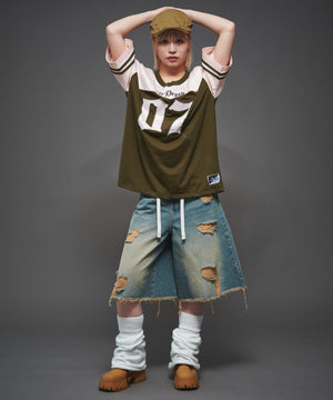 ピンク モデル：165cm M着用