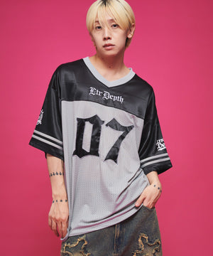 グレー モデル：175cm L着用