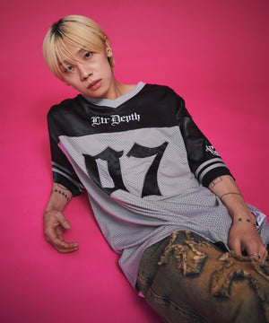 グレー モデル：175cm L着用