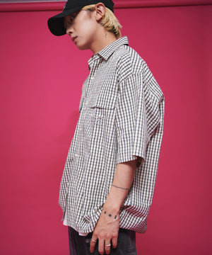 ホワイトチェック1 モデル：175cm L着用